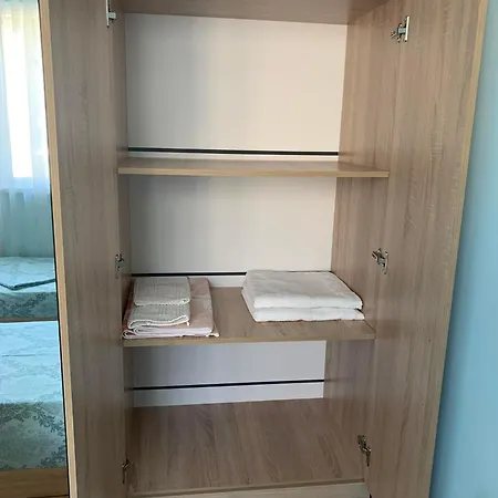 в сърцето на очаква прекрасен и просторен شقة *