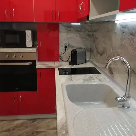 в сърцето на очаква прекрасен и просторен Apartament Warna